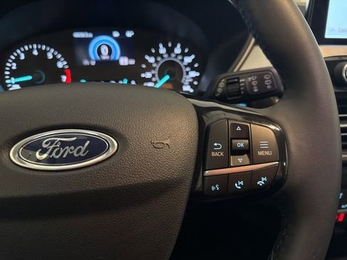 Used 2022 Ford Escape SE w/ SE Sport Appearance Package image 20