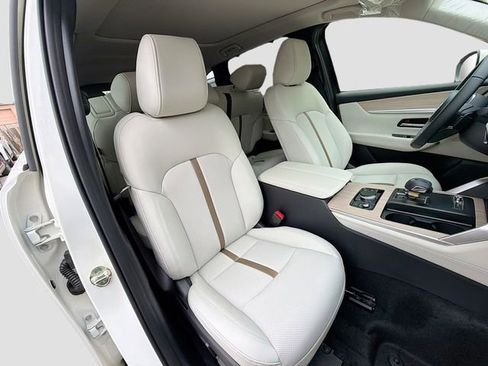 New 2026 MAZDA CX-90 3.3 Turbo w/ Premium Plus Pkg image 16