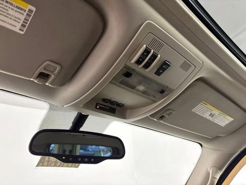Used 2010 Chevrolet Tahoe LTZ AWD/4WD image 20