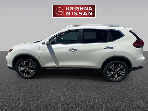 Used 2017 Nissan Rogue SL w/ SL Premium Package AWD/4WD image 6