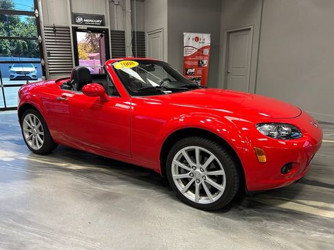 Used 2008 MAZDA MX-5 Miata Grand Touring RWD image 23