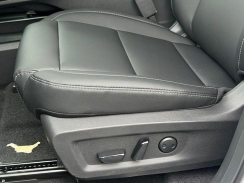 New 2026 Nissan Murano SV AWD/4WD image 17