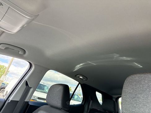 Used 2022 Chevrolet Equinox LT FWD image 22