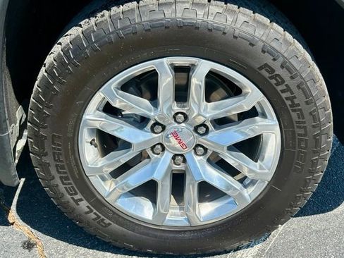 Used 2021 GMC Sierra 1500 SLT w/ SLT Premium Plus Package AWD/4WD image 29