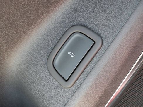New 2026 GMC Acadia Denali w/ Super Cruise Package AWD/4WD image 49