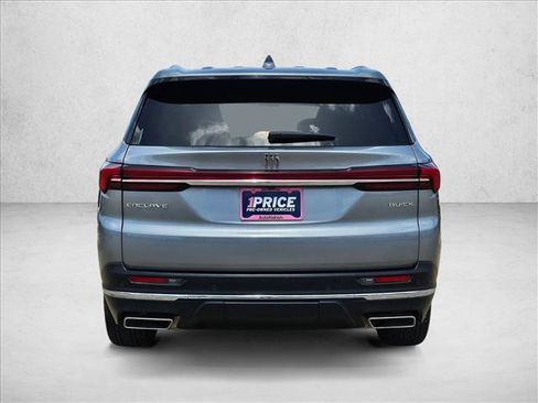 Used 2025 Buick Enclave Preferred FWD image 6
