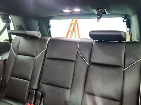 Used 2025 Cadillac Escalade Sport w/ Touring Package image 32