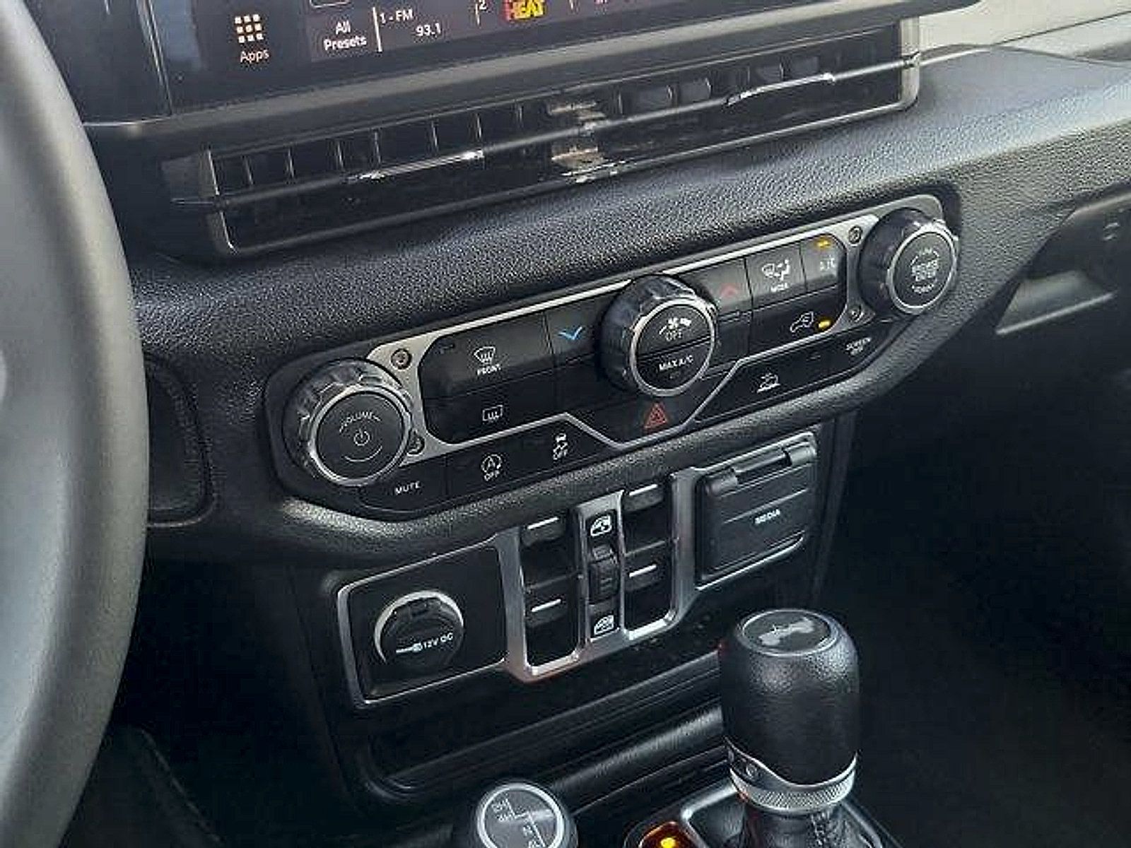 Certified 2024 Jeep Wrangler Unlimited Sport AWD/4WD image 29