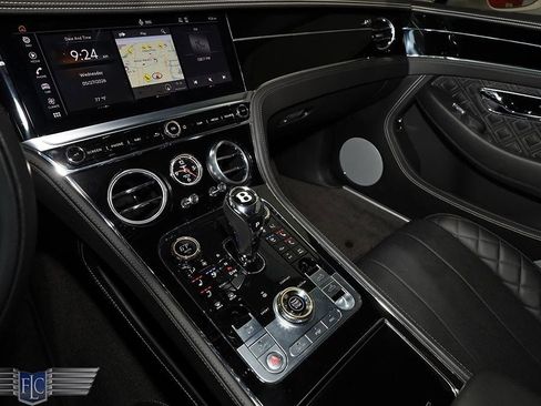 Used 2021 Bentley Continental GT V8 AWD/4WD image 24