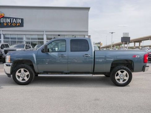 Used 2012 Chevrolet Silverado 2500 LTZ w/ LTZ Plus Package AWD/4WD image 14