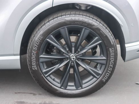 Certified 2025 Lexus RX 500h F Sport image 10