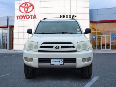 Used 2004 Toyota 4Runner SR5 RWD image 9