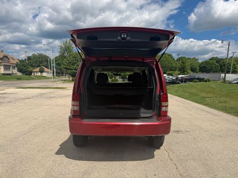 Used 2011 Jeep Liberty Sport w/ Popular Equipment Group AWD/4WD image 8
