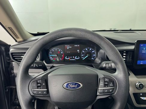 Used 2021 Ford Explorer 2WD image 19