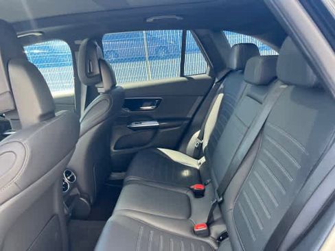 Used 2026 Mercedes-Benz GLC 300 image 18