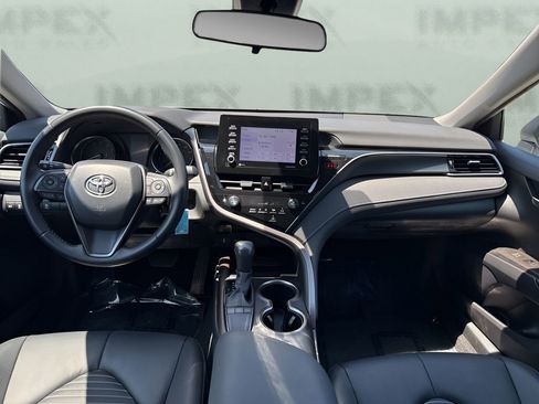 Used 2023 Toyota Camry SE FWD image 12