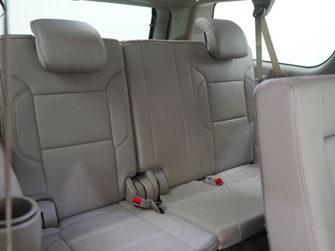 Used 2019 GMC Yukon XL Denali w/ Open Road Package AWD/4WD image 13