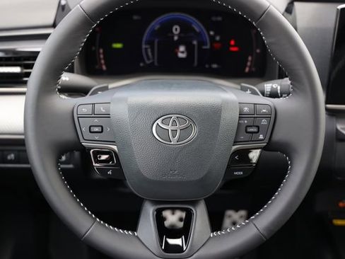 New 2026 Toyota Camry SE image 27