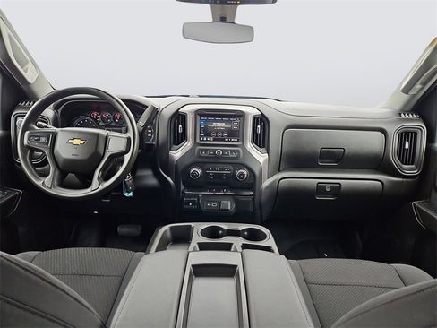 Certified 2022 Chevrolet Silverado 2500 Custom w/ Gooseneck/5TH Wheel Package image 17