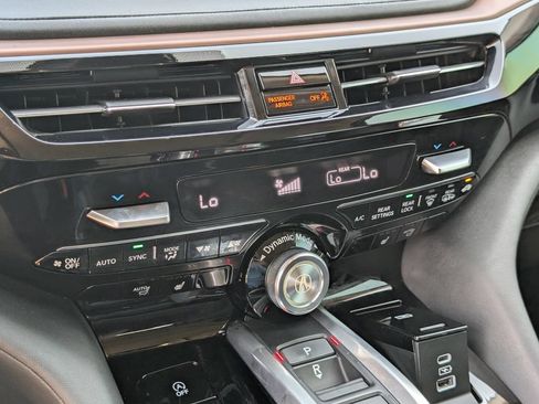 Used 2022 Acura MDX SH-AWD w/ Technology Package image 30