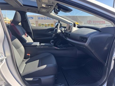 Used 2024 Toyota Prius Prime Premium image 36
