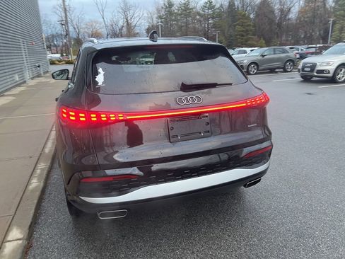 Used 2025 Audi Q5 Premium Plus image 32