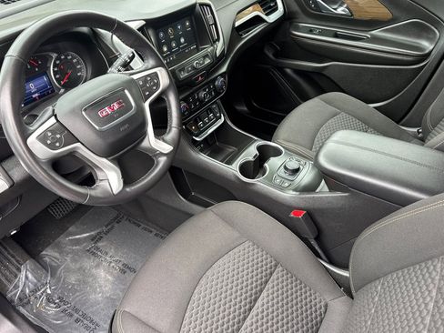 Used 2019 GMC Terrain SLE w/ Driver Convenience Package FWD image 10