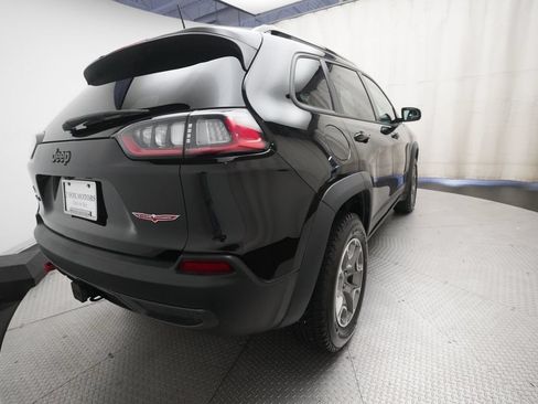 Used 2022 Jeep Cherokee Trailhawk w/ Comfort/Convenience Group AWD/4WD image 13