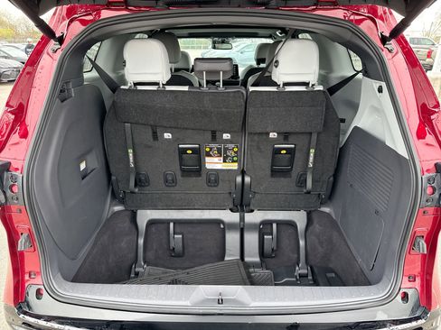 Certified 2024 Toyota Sienna XSE image 20