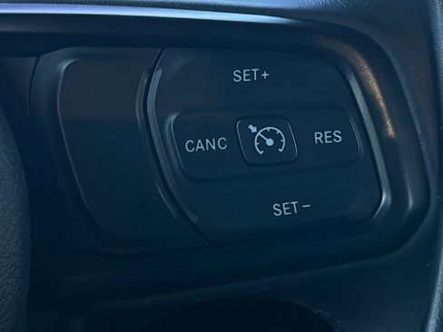 Used 2019 Jeep Wrangler Unlimited Sport S image 42