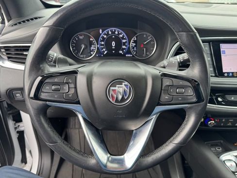 Used 2022 Buick Enclave Avenir w/ Avenir Technology Package image 15