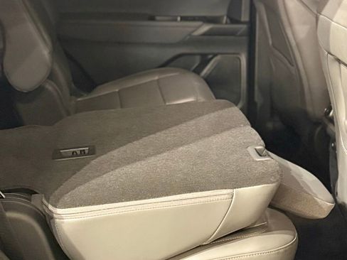 Used 2025 Ford Explorer Active w/ Active Comfort Package image 71