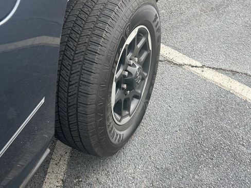 Used 2025 RAM 2500 Laramie image 3