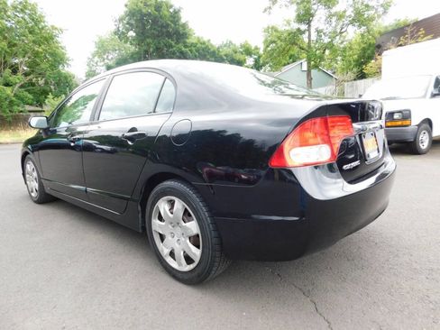Used 2010 Honda Civic LX image 3