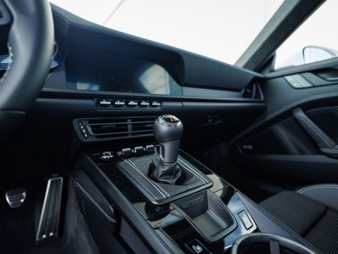 Used 2022 Porsche 911 GT3 image 48