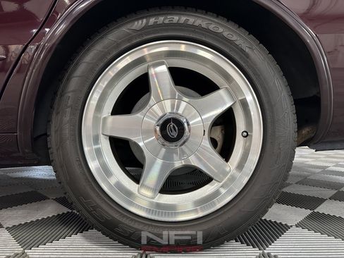 Used 1995 Chevrolet Impala SS RWD image 22