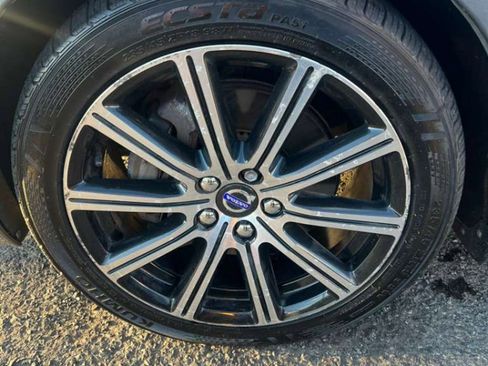 Used 2017 Volvo S60 T5 Inscription w/ Convenience Package image 13