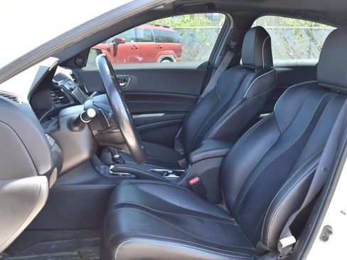 Used 2020 Acura ILX image 7