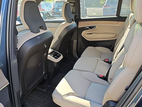 Used 2026 Volvo XC90 B6 Plus w/ Protection Package Premier AWD/4WD image 21