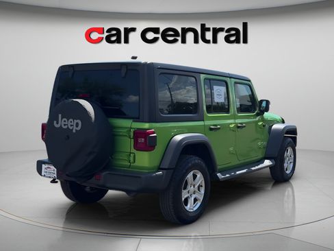Used 2018 Jeep Wrangler Unlimited Sport S AWD/4WD image 5