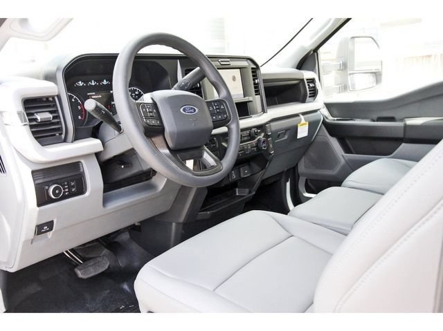 New 2025 Ford F350 XL w/ XL Chrome Package RWD image 8