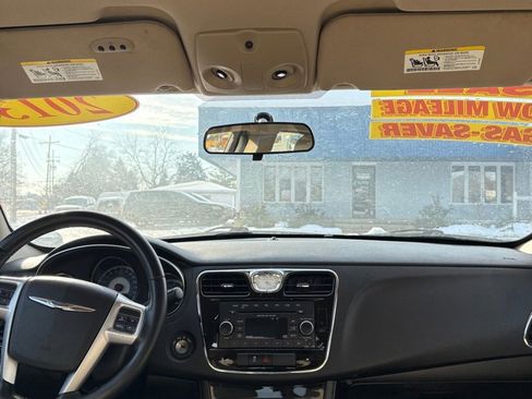 Used 2013 Chrysler 200 Touring image 16