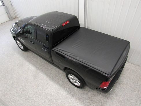Used 2021 RAM 1500 Express AWD/4WD image 6