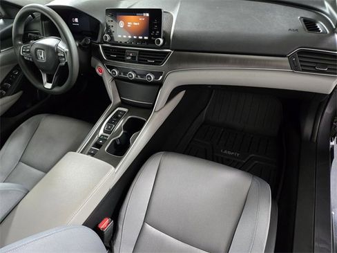 Used 2019 Honda Accord Hybrid image 22