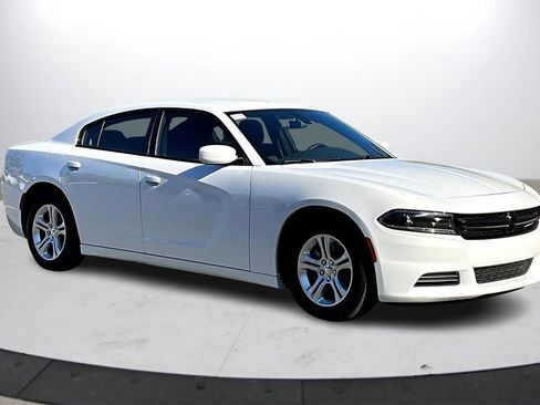 Certified 2022 Dodge Charger SXT image 2