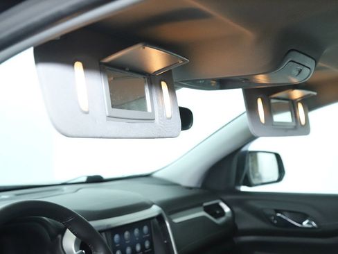 Used 2021 GMC Acadia SLT w/ Preferred Package image 19