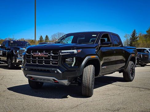 New 2026 GMC Canyon AT4 AWD/4WD image 9