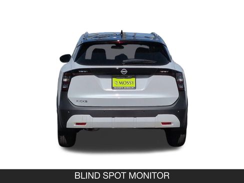 New 2026 Nissan Kicks SV image 9