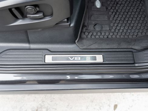 Used 2023 Land Rover Defender 90 Carpathian Edition image 40