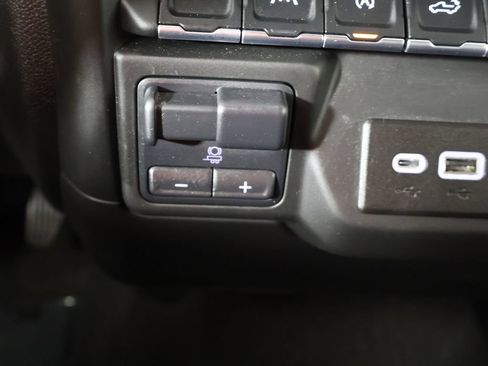 Used 2025 Chevrolet Silverado 1500 Custom AWD/4WD image 42